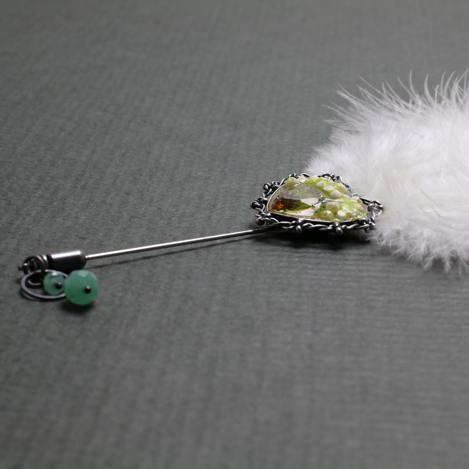 羽つきハットピン 緑 マーブル柄 ハート TAMARUSAN