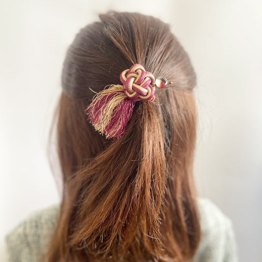 ミニかんざしバレッタ 三毛猫模様 シルク 組紐 かんざしバレッタ