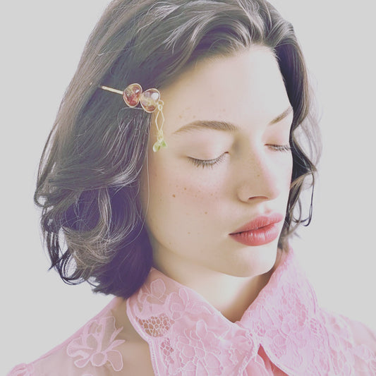 ヘアピン ペリドット ハート ピンク 金 高級ヘアピン
