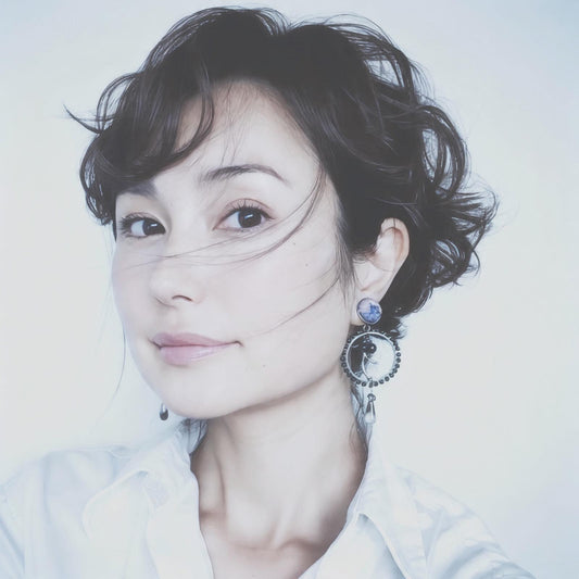 フープイヤリング 紫 ラピスラズリ 樹脂 クリップ式 クリップイヤリング
