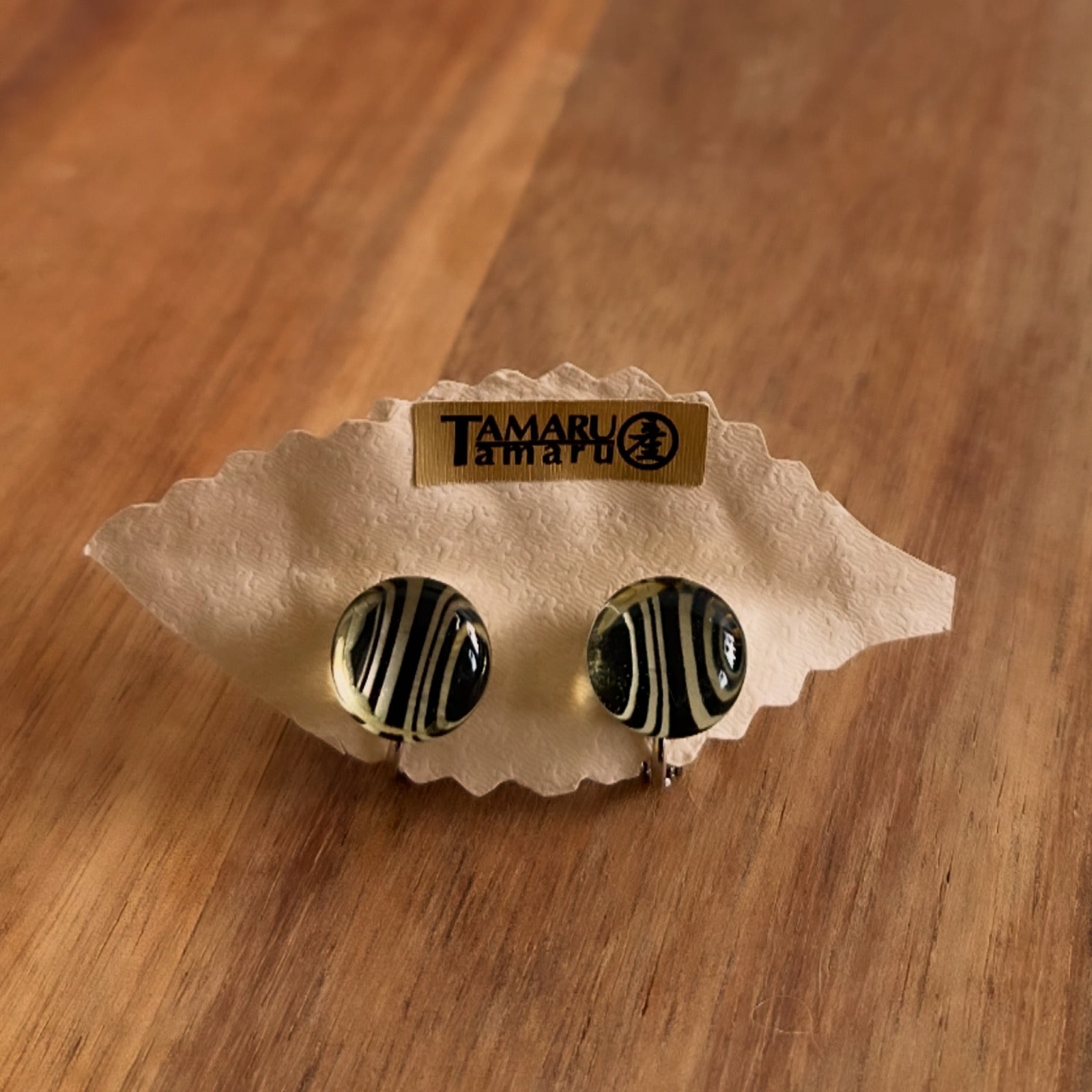イヤリング 白黒 縞柄 シンプル TAMARUSAN