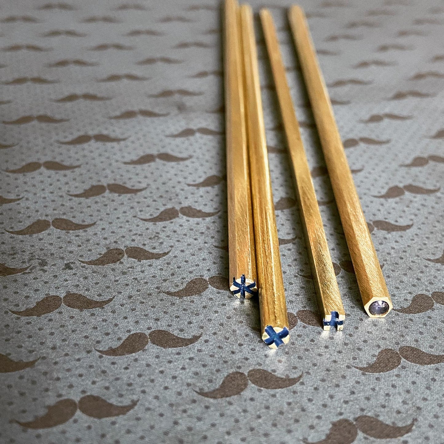 男のかんざし 真鍮 青 TAMARUSAN