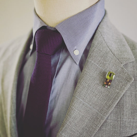 ピンブローチ ふくろう 黄緑 ラペルピン TAMARUSAN