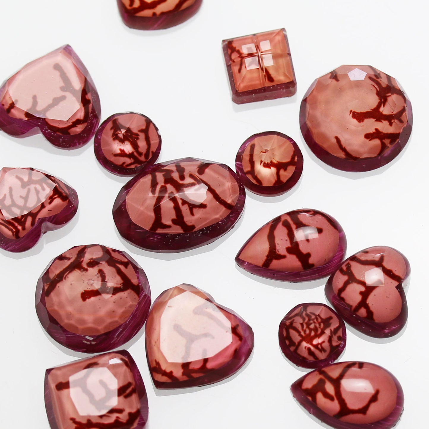 チョーカー 白革 ピンク さくらんぼ 珊瑚 TAMARUSAN