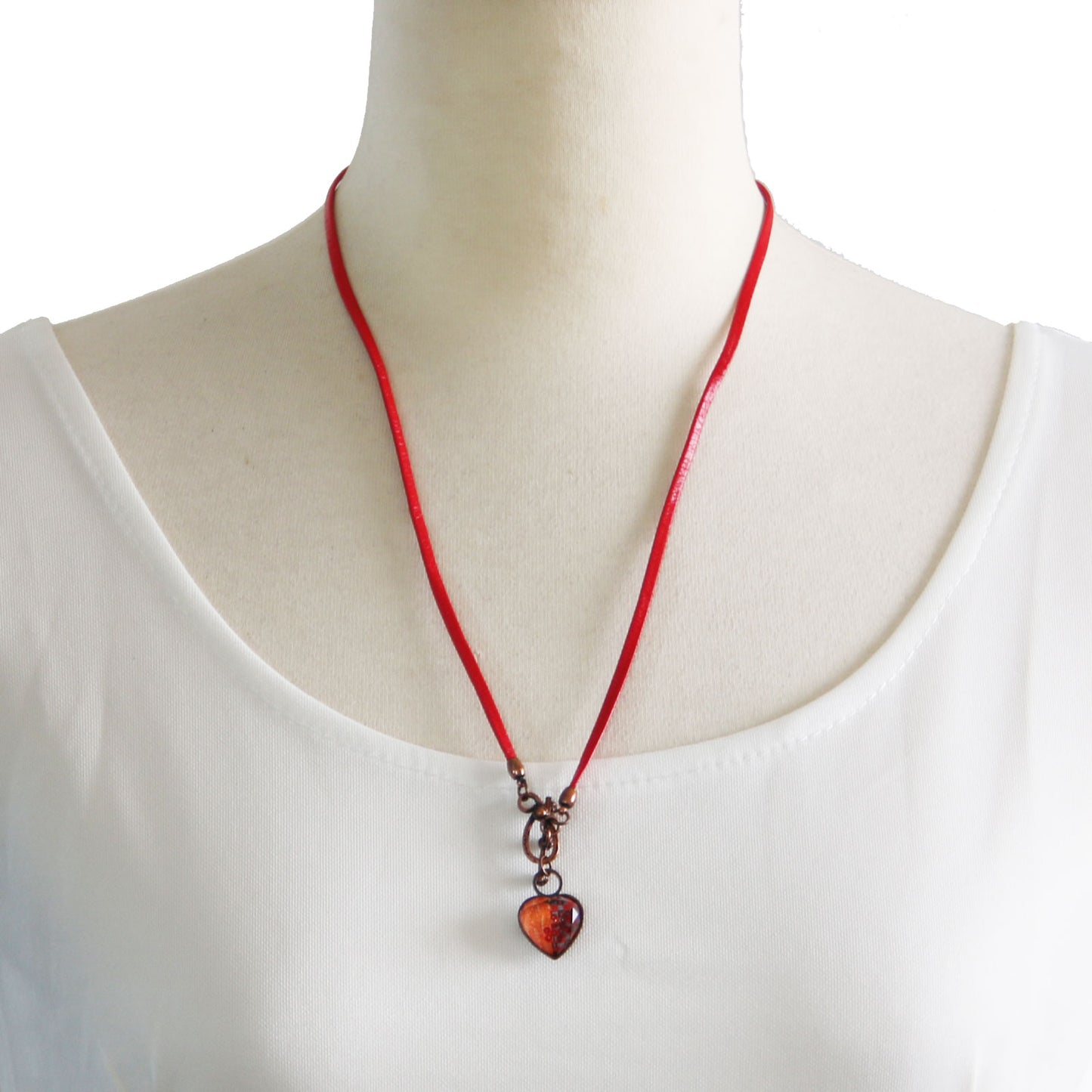 眼鏡ホルダー 革紐 ハート オレンジ 赤 TAMARUSAN