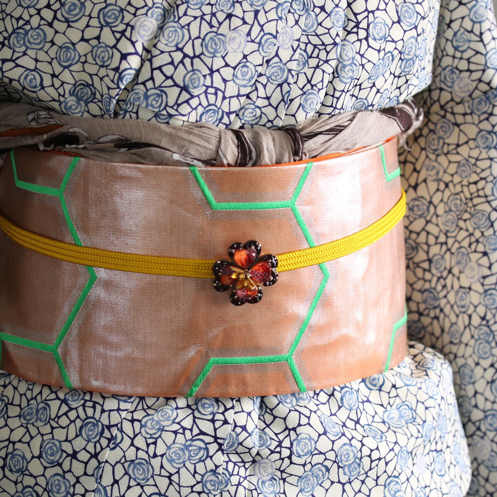 大きい 帯留 オレンジ 四つ葉 クローバー TAMARUSAN