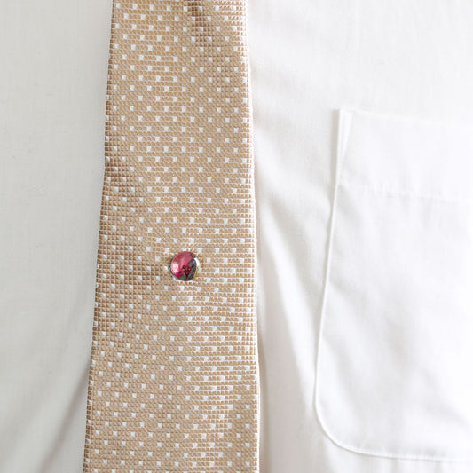 タイタックピン ピンク 樹脂 カーペット柄 TAMARUSAN