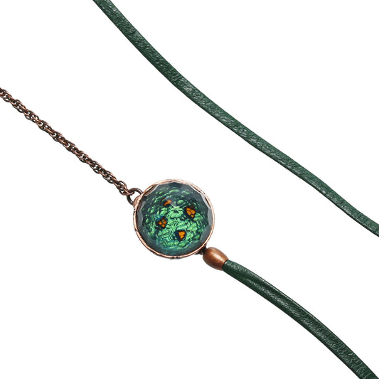 眼鏡チェーン 革紐 グリーン ボタン風 軽量 TAMARUSAN