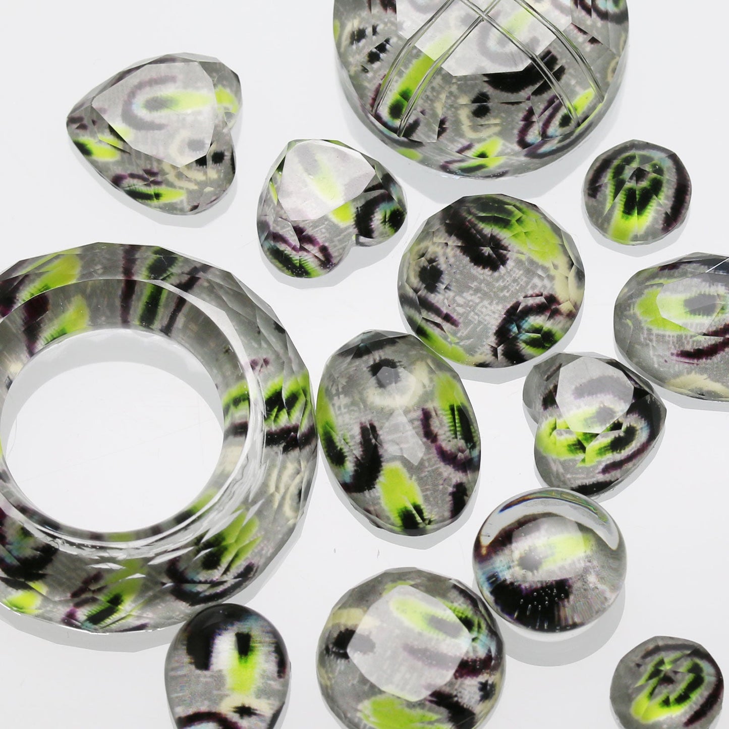 帯留 黒 鶴 花 TAMARUSAN