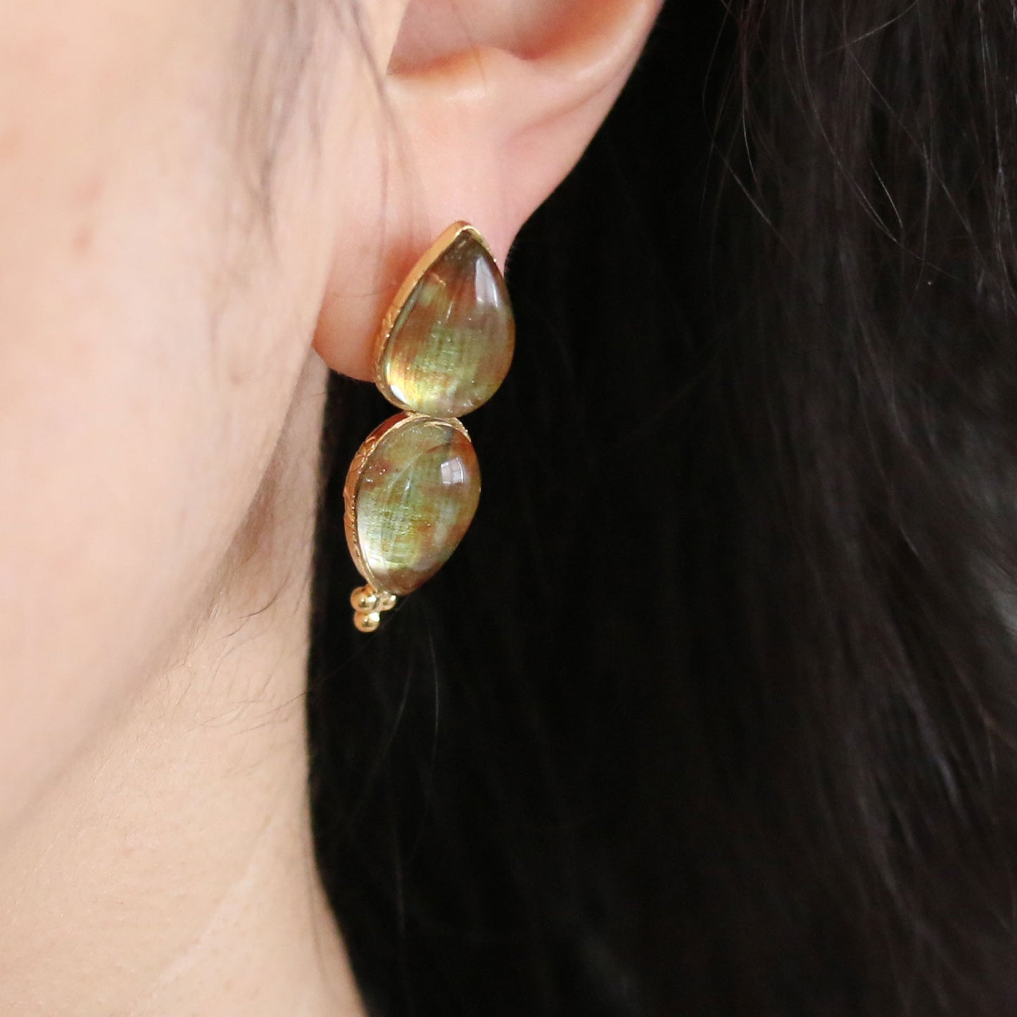 ピアス グリーン 金 樹脂 氷雨 TAMARUSAN