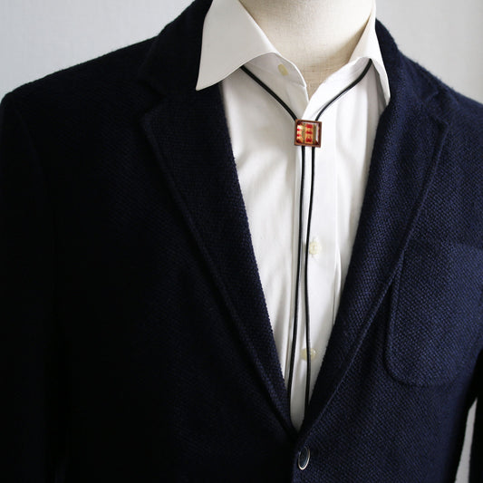 革紐ループタイ カニ 赤 アクセサリー TAMARUSAN