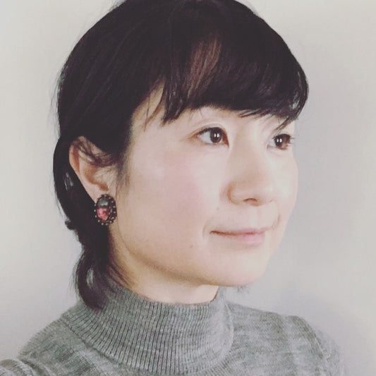 イヤリング マルチカラー 楕円 パンジー アンティーク風 TAMARUSAN