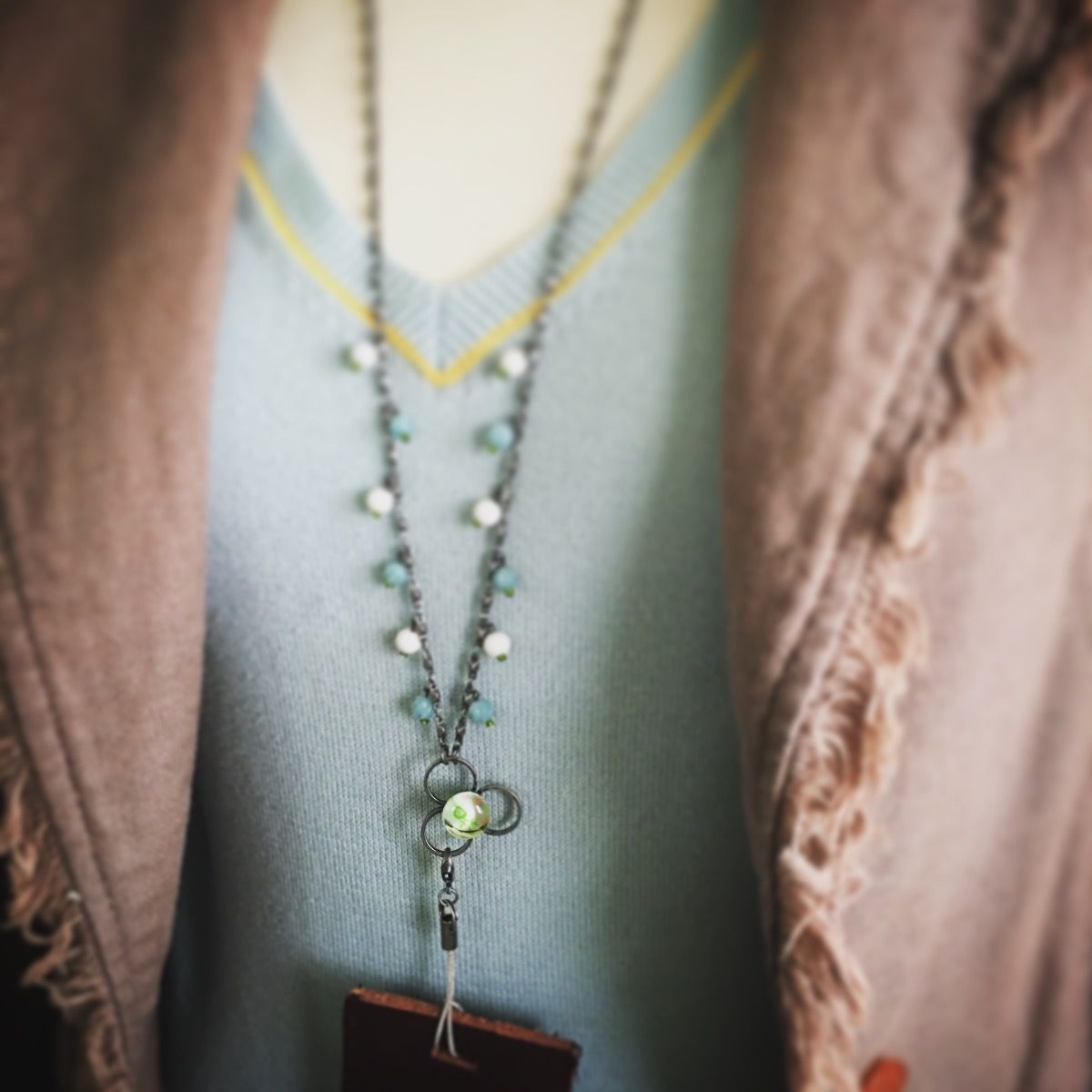 IDホルダー ネックストラップ 水色 バラ アマゾナイト TAMARUSAN