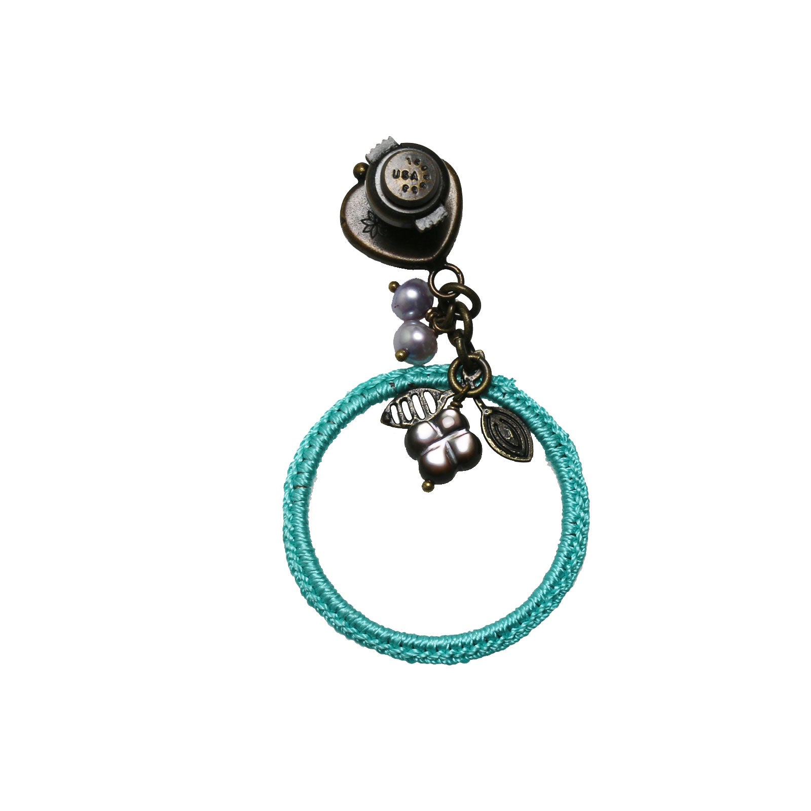 眼鏡ホルダーピンブローチ シルク糸 水色 TAMARUSAN