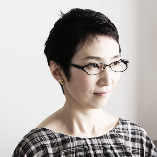 イヤリング 黄色 トラ猫 軽量 クリップ式 TAMARUSAN