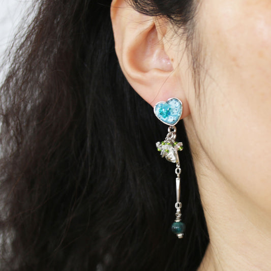 ピアス ハート 水色 梅 アシンメトリー TAMARUSAN