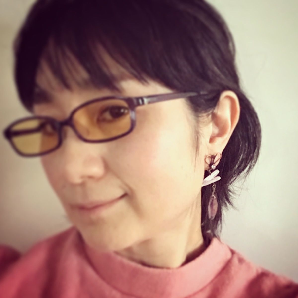 アシンメトリーピアス ピンク 梅 蝶 アメジスト TAMARUSAN