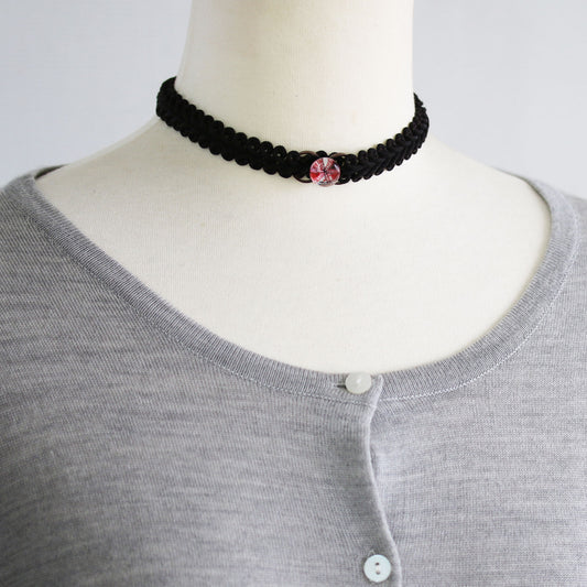 レースリボンチョーカー 赤 ユリ 珊瑚 TAMARUSAN