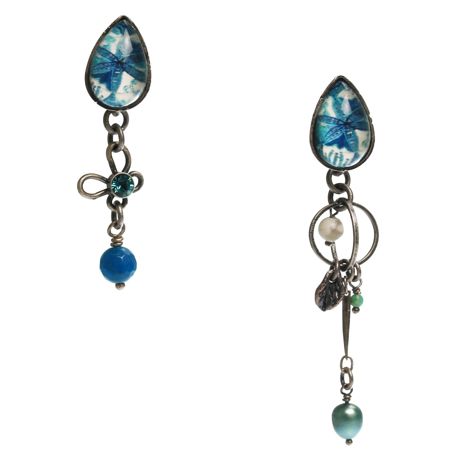 アシンメトリーピアス ユリ 蝶 青 TAMARUSAN