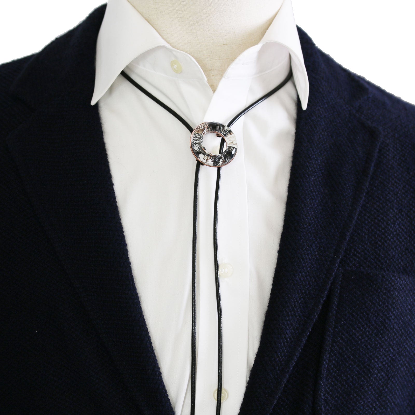 革紐ループタイ ユリ ドーナツ型 白 TAMARUSAN