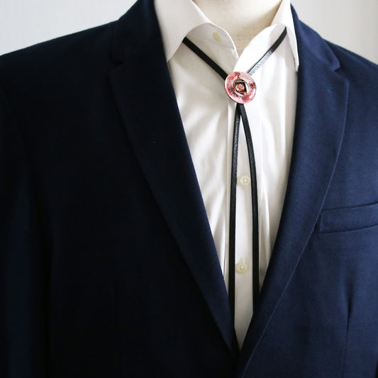 革紐ループタイ ユリ 赤 男女兼用 TAMARUSAN