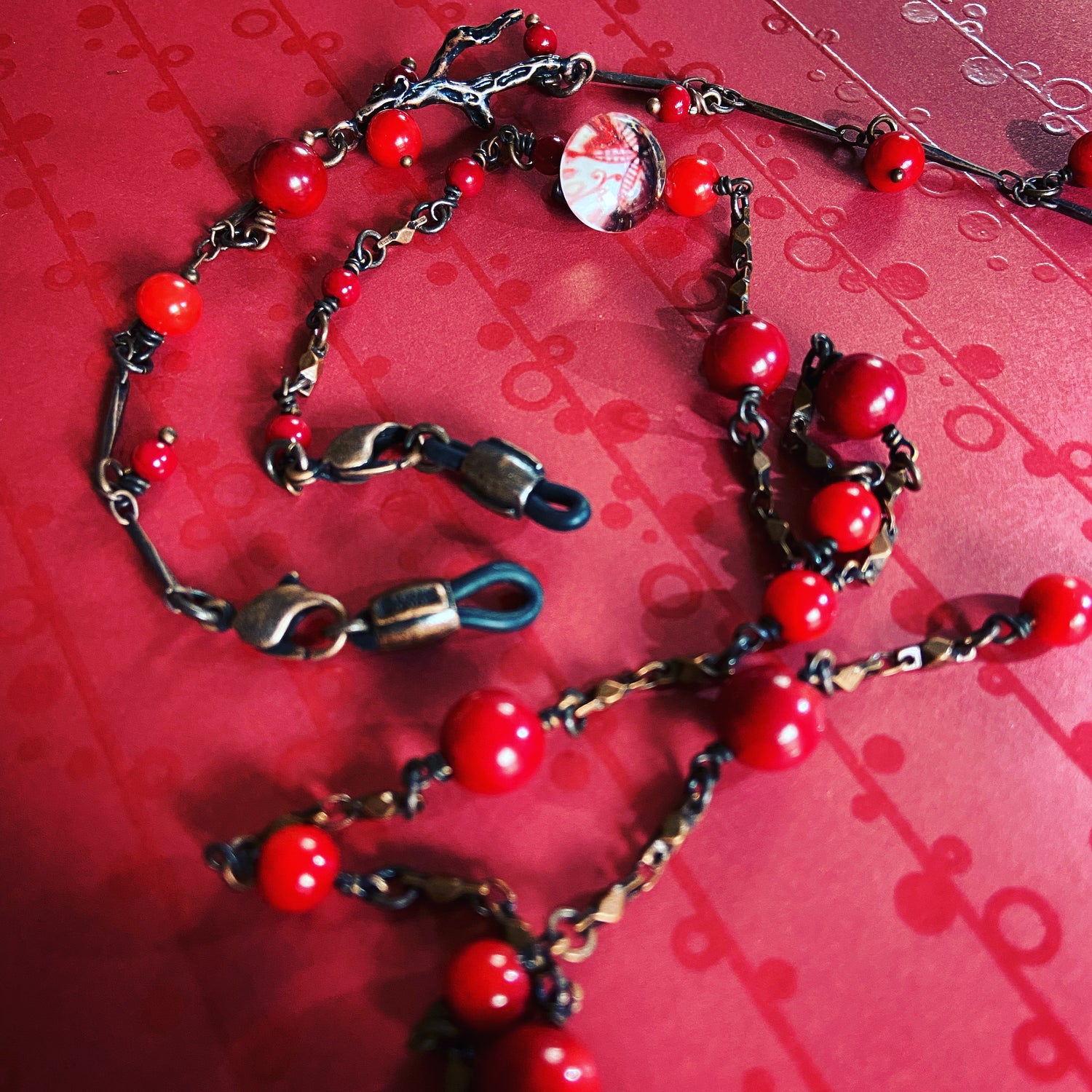 ネックレスにもなる眼鏡チェーン