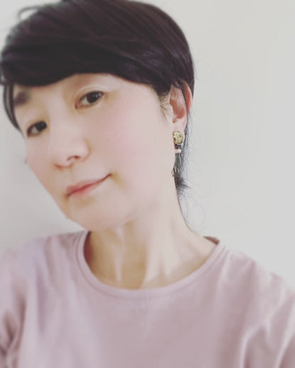 イヤリング グレー ハンミョウ アメジスト 薔薇 TAMARUSAN