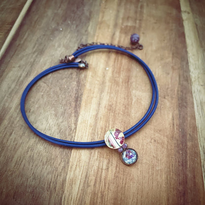 ２連 革紐チョーカー 青 バラ 梅 TAMARUSAN