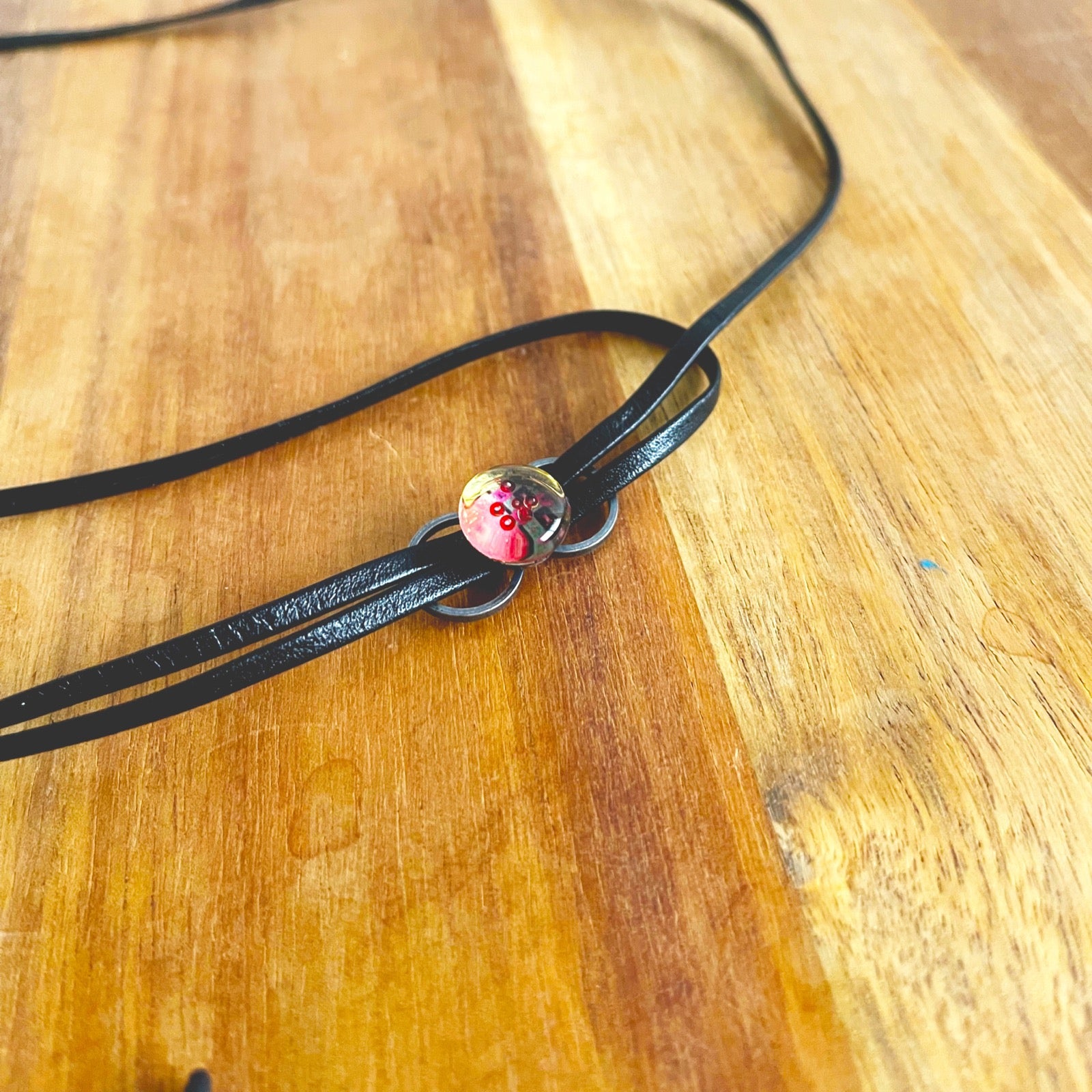 眼鏡コード 革紐 軽量 アマゾナイト ピンク 眼鏡ストラップ・チェーン