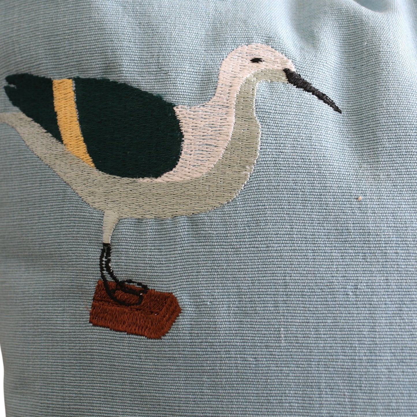 鴨クッションカバー 水色 刺繍 レンコン インテリア雑貨