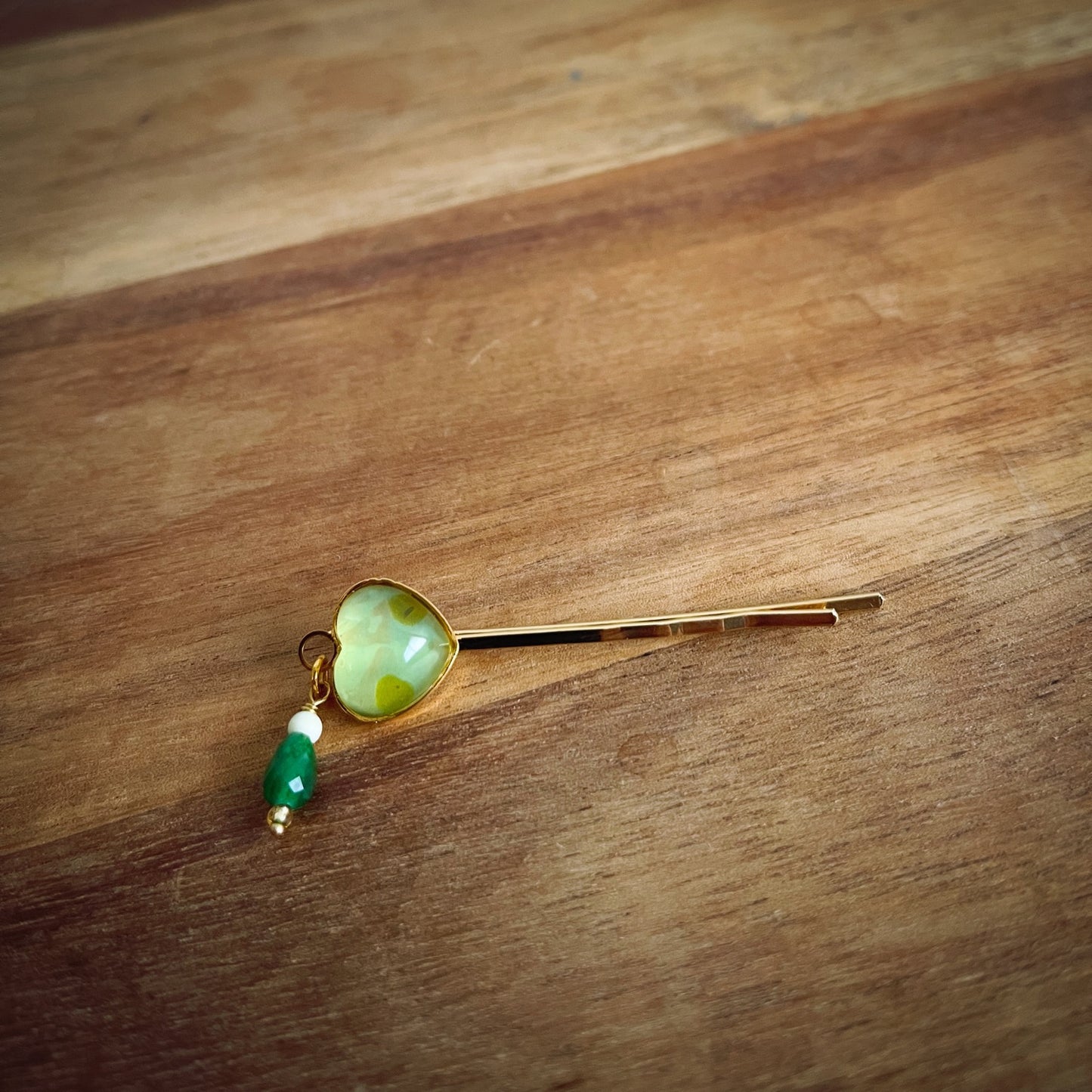 ヘアピン 黄緑 水玉 毒キノコ 金 贈り物 高級ヘアピン