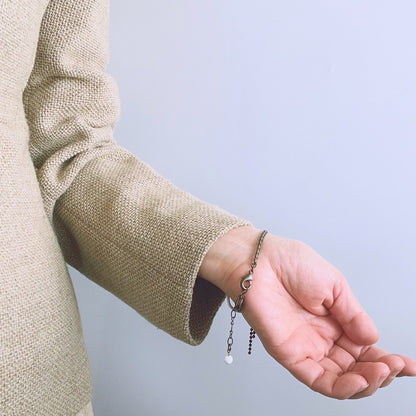 羽織紐 ブレスレット 革紐 白珊瑚 ベージュ TAMARUSAN