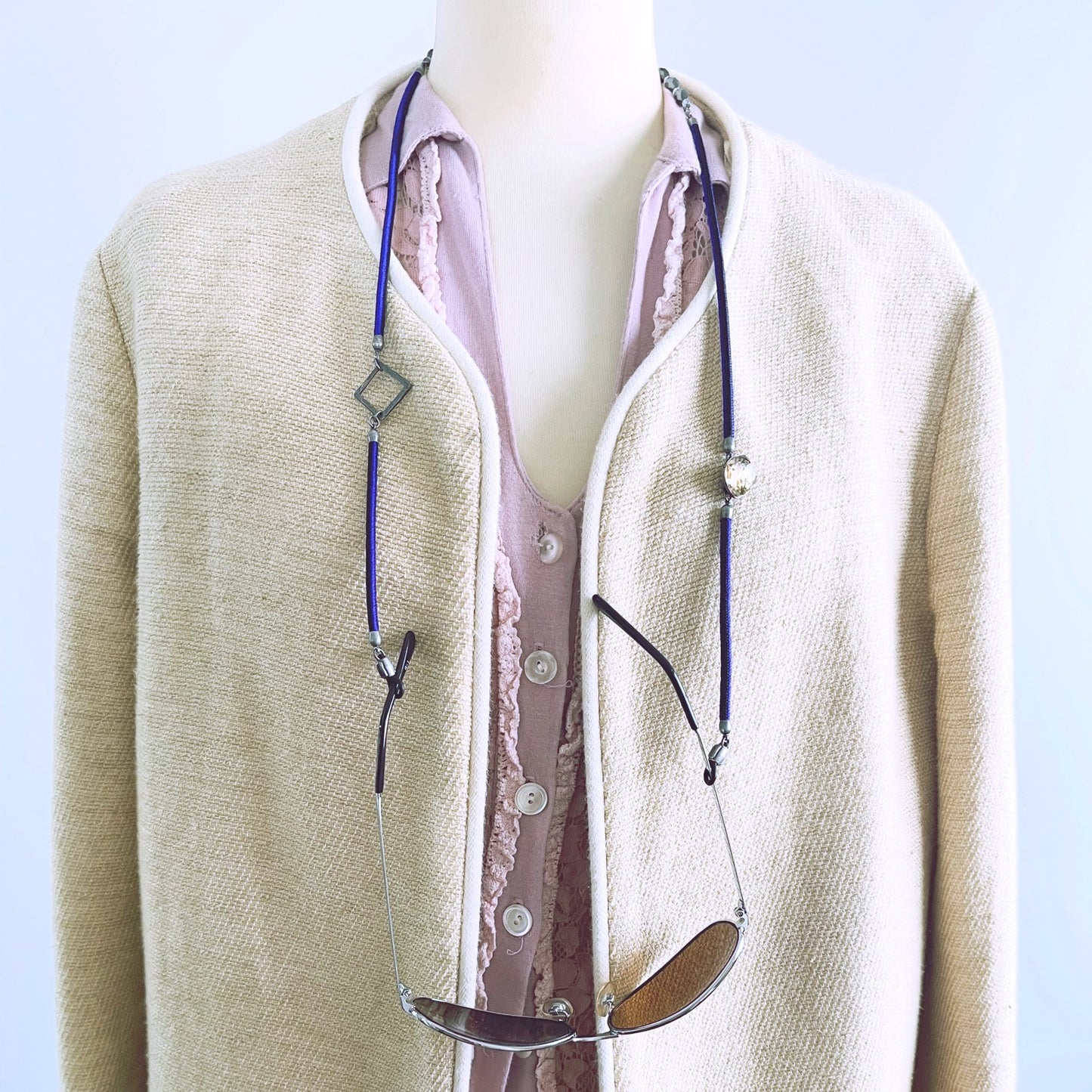 グラスコード 紫 ハンミョウ 組紐 正絹 男女兼用 眼鏡ストラップ・チェーン