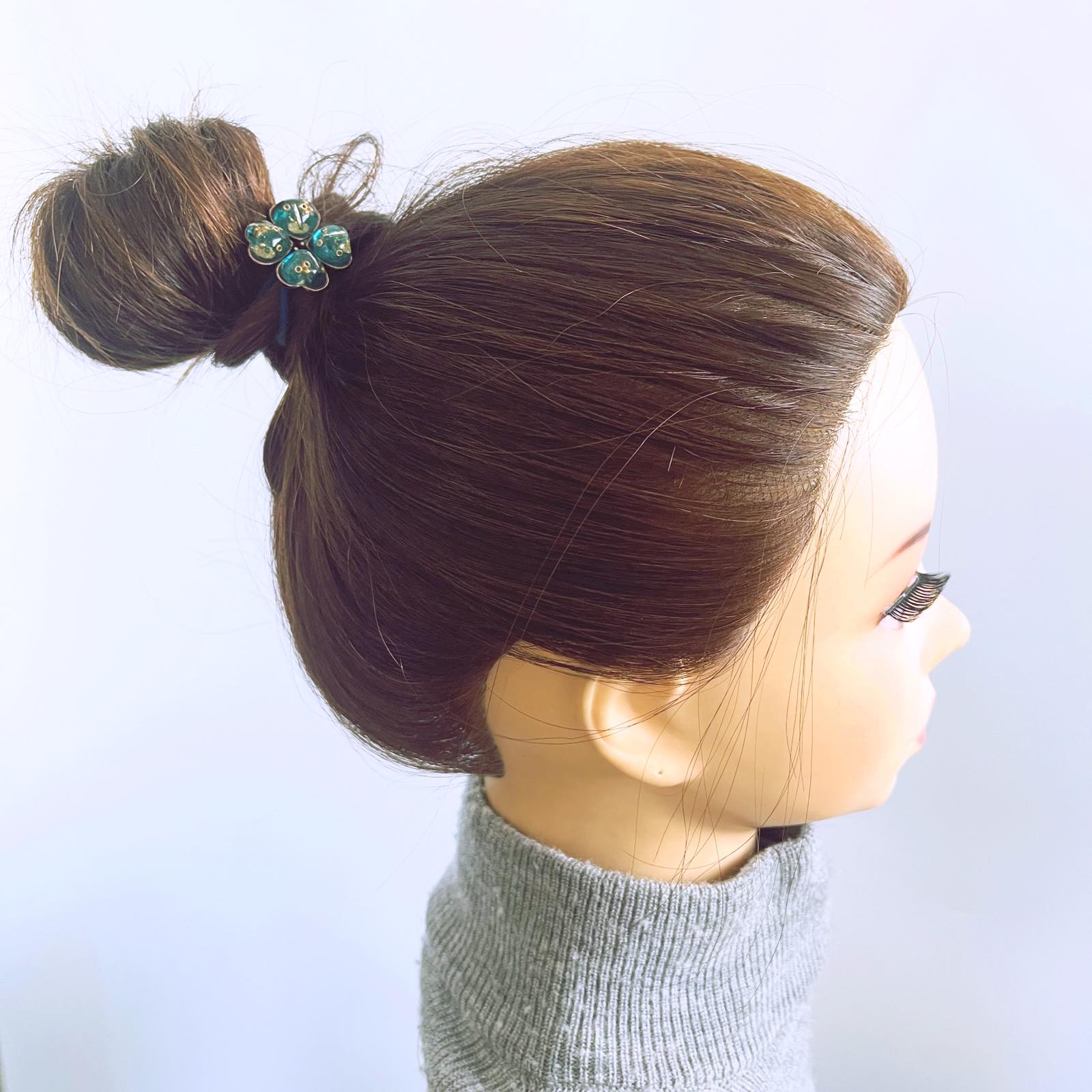 ヘアゴム エメラルドグリーン 四つ葉 おしゃれ 綺麗 贈り物 – TAMARUSAN
