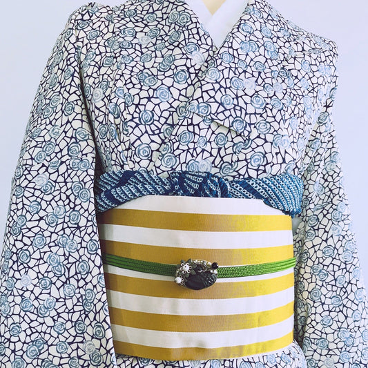 帯留 黒 鶴 花 TAMARUSAN