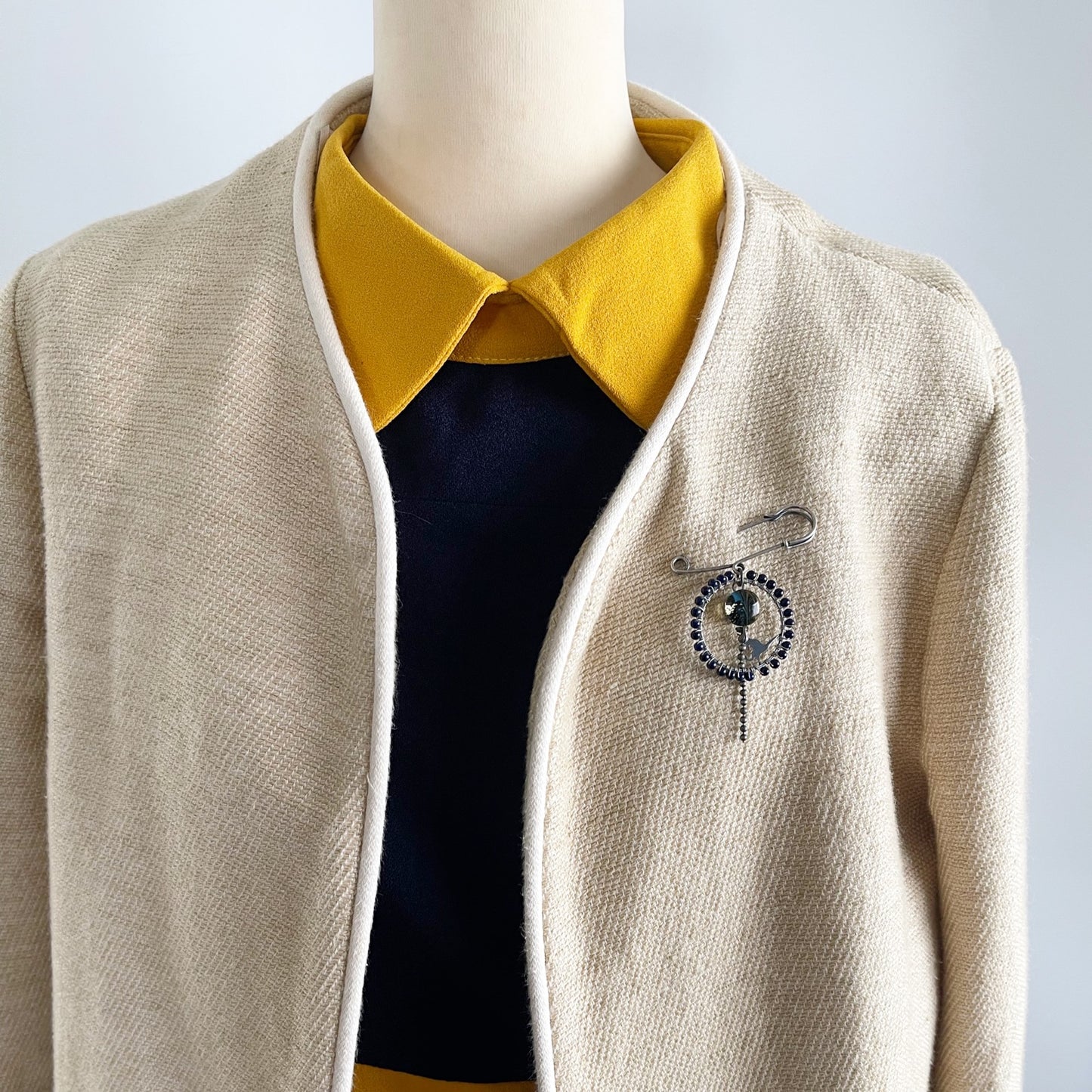 安全ピン ブローチ 恐竜 ラピスラズリ 青