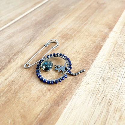 安全ピン ブローチ 恐竜 ラピスラズリ 青