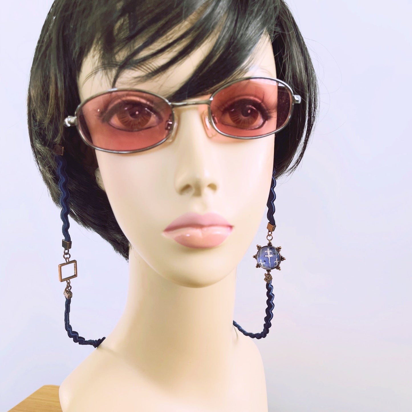 眼鏡チェーン ヤモリ 花 ブルー リボン TAMARUSAN