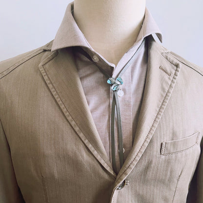 革紐 ループタイ 花 グレー 水色 TAMARUSAN