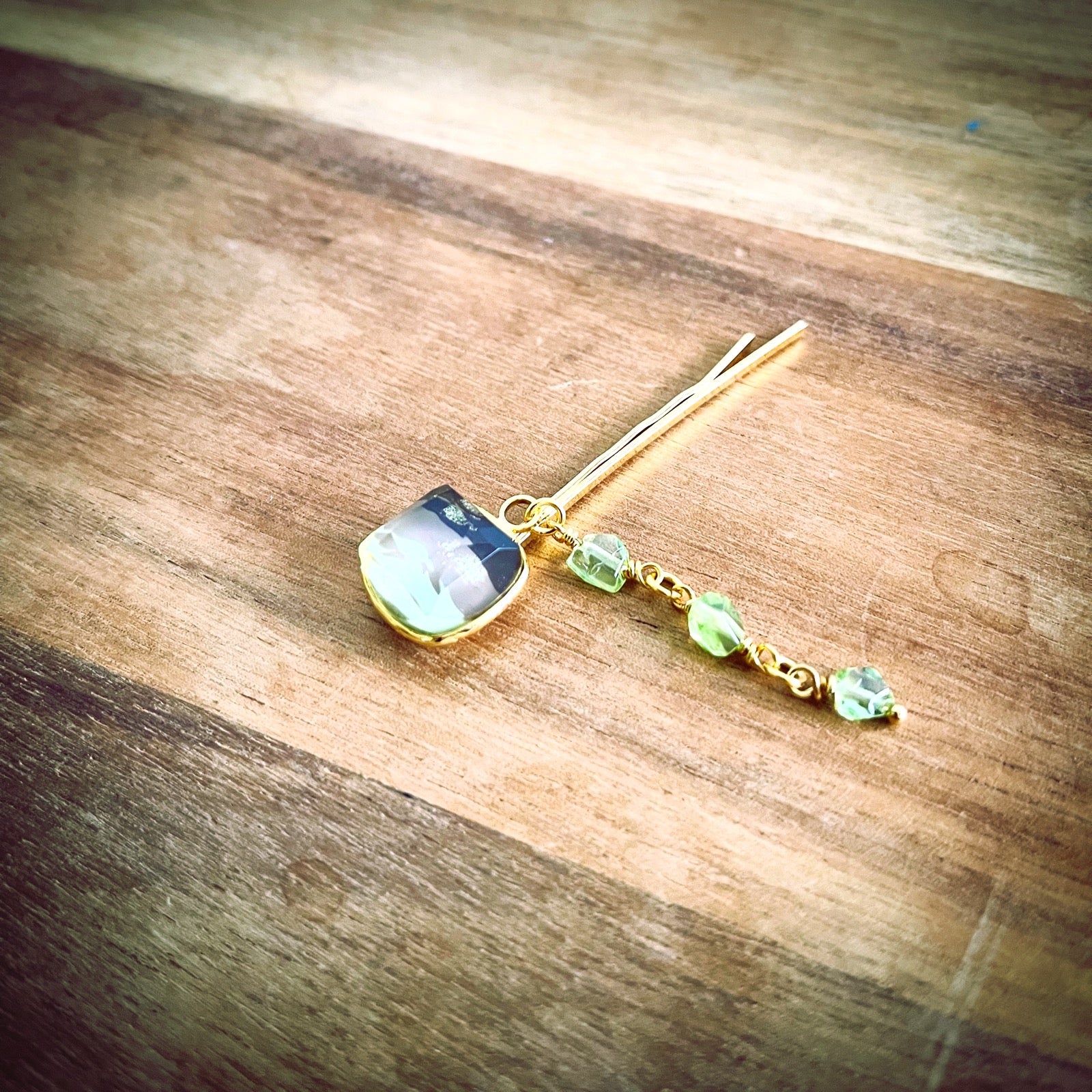 ヘアピン 紫 ペリドット ゴールド 高級ヘアピン