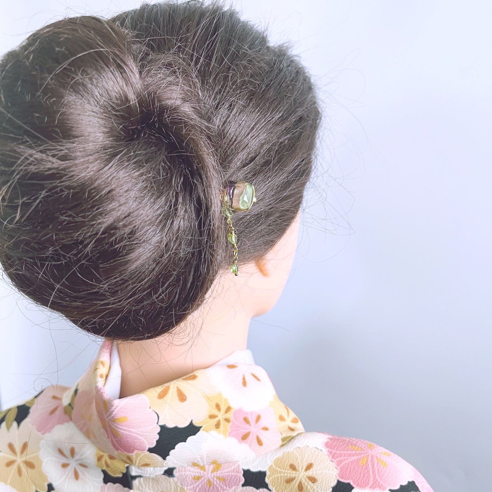 ヘアピン 紫 ペリドット ゴールド 高級ヘアピン