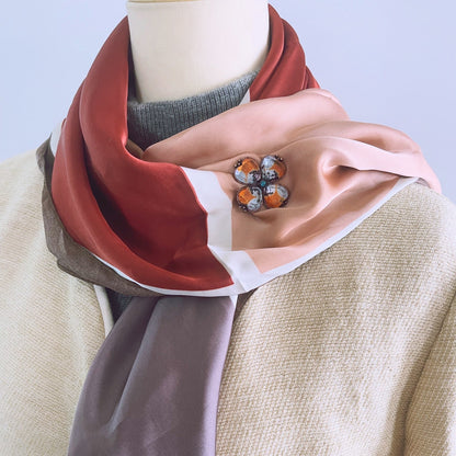 ブローチ オレンジ パンジー 四つ葉 クローバー TAMARUSAN