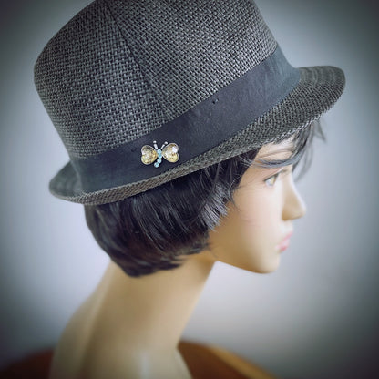 ピンブローチ 蝶 ブルー 音符 贈り物 ピンブローチ