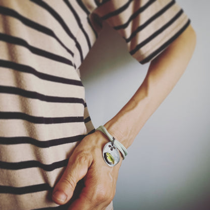 羽織紐 ブレスレット 水色 薔薇 根付