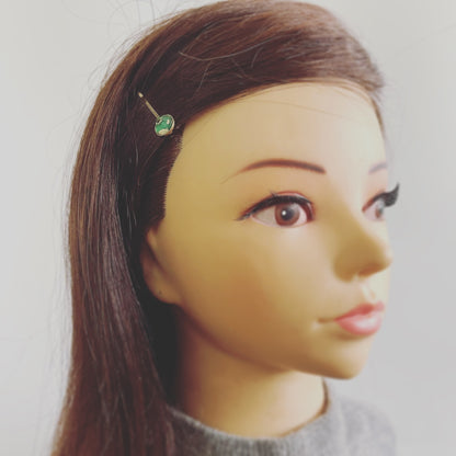 ヘアピン 緑 短め 1点もの 高級ヘアピン