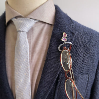 眼鏡ホルダーブローチ 紫 ブルーレース TAMARUSAN