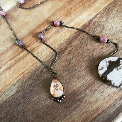 ロングネックレス ピンク 梅 アンティーク風 ネックレス
