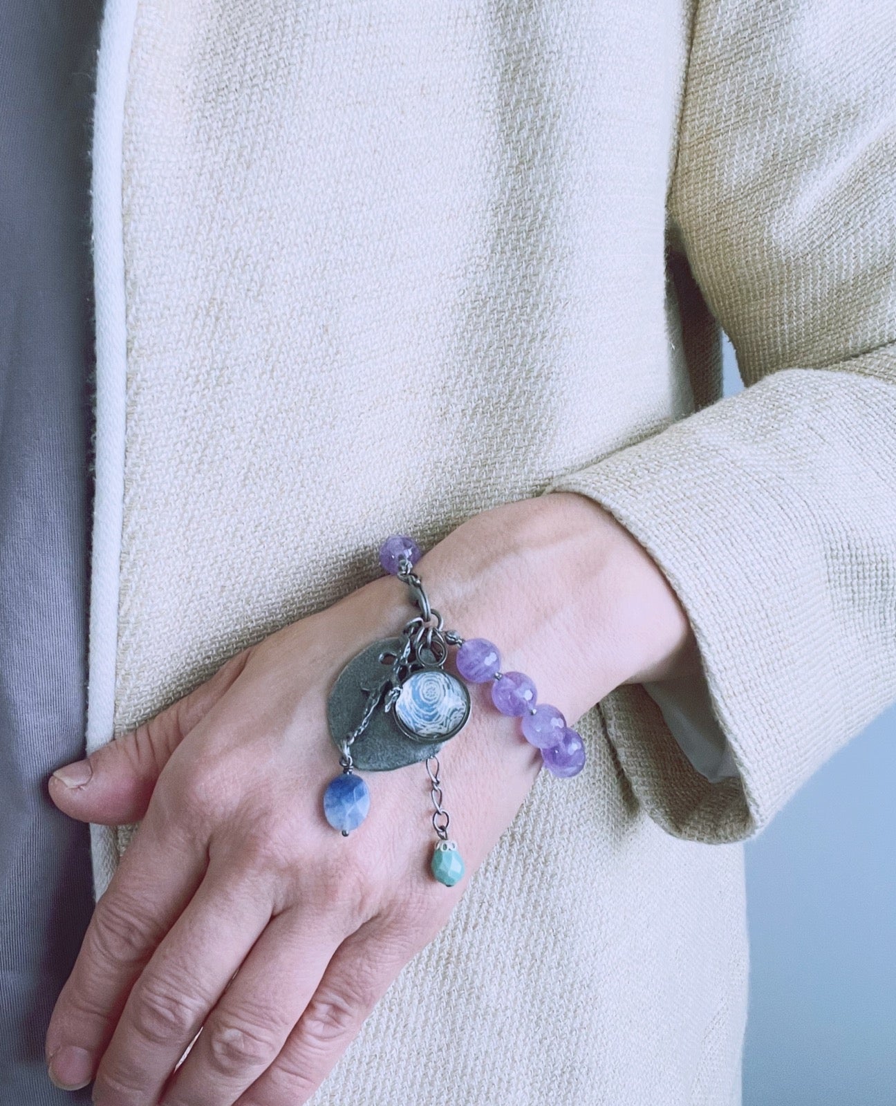 ブレスレット 渦 アメジスト 紫 TAMARUSAN