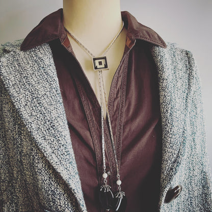 チェーンループタイ 白黒 チベット瑪瑙 オニキス TAMARUSAN