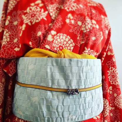 帯留め 紫 ユリ 古希 TAMARUSAN